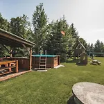 Kouty Apartman *